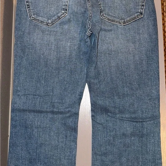 Abercrombie Kids Boys’ Super Skinny Jeans – Light Wash, Size 11/12 - Picture 13 of 13